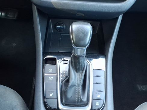 Used 2022 Hyundai Ioniq SEL FWD image 26