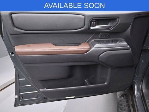 Used 2025 Toyota Land Cruiser w/ Premium Package AWD/4WD image 11