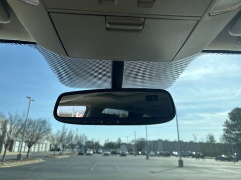 Used 2017 Toyota Sequoia SR5 w/ Premium Package image 27