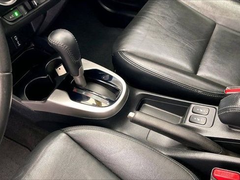 Used 2018 Honda Fit EX-L image 16