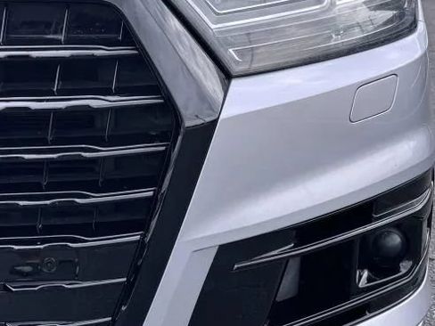 Used 2018 Audi Q7 3.0T Prestige w/ Prestige Package AWD/4WD image 9
