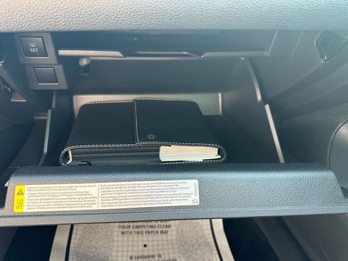 Used 2018 Volkswagen Passat 2.0T S image 37