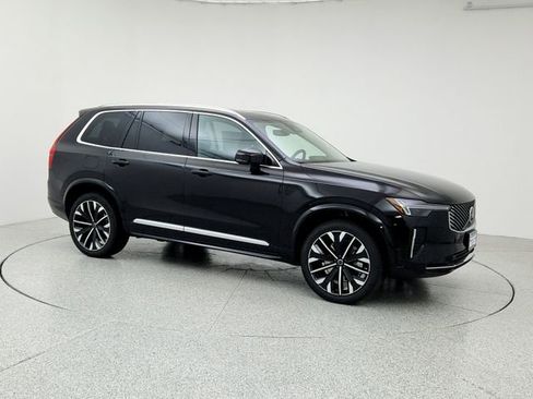 New 2026 Volvo XC90 B6 Plus w/ Protection Package Premier image 3