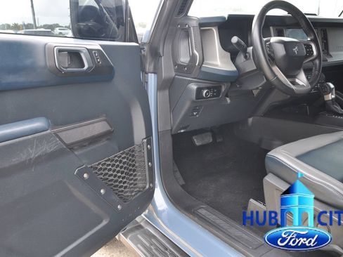 Used 2024 Ford Bronco Outer Banks AWD/4WD image 11