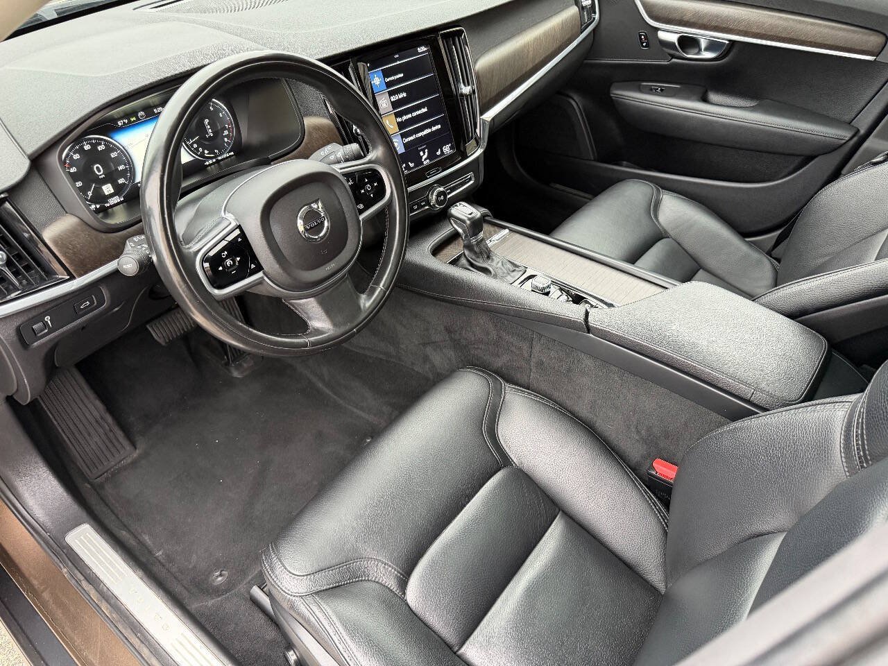 Used 2018 Volvo V90 T6 Cross Country w/ Convenience Package AWD/4WD image 19