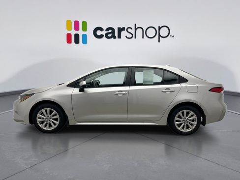 Used 2026 Toyota Corolla LE w/ LE Premium Package FWD image 2