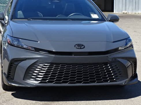 Used 2025 Toyota Camry SE w/ Multimedia Upgrade Package FWD image 4