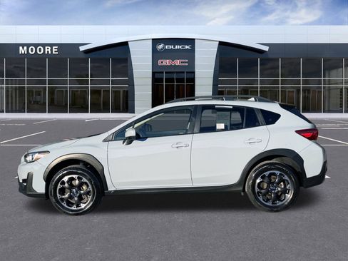 Used 2023 Subaru Crosstrek 2.0i Premium image 6