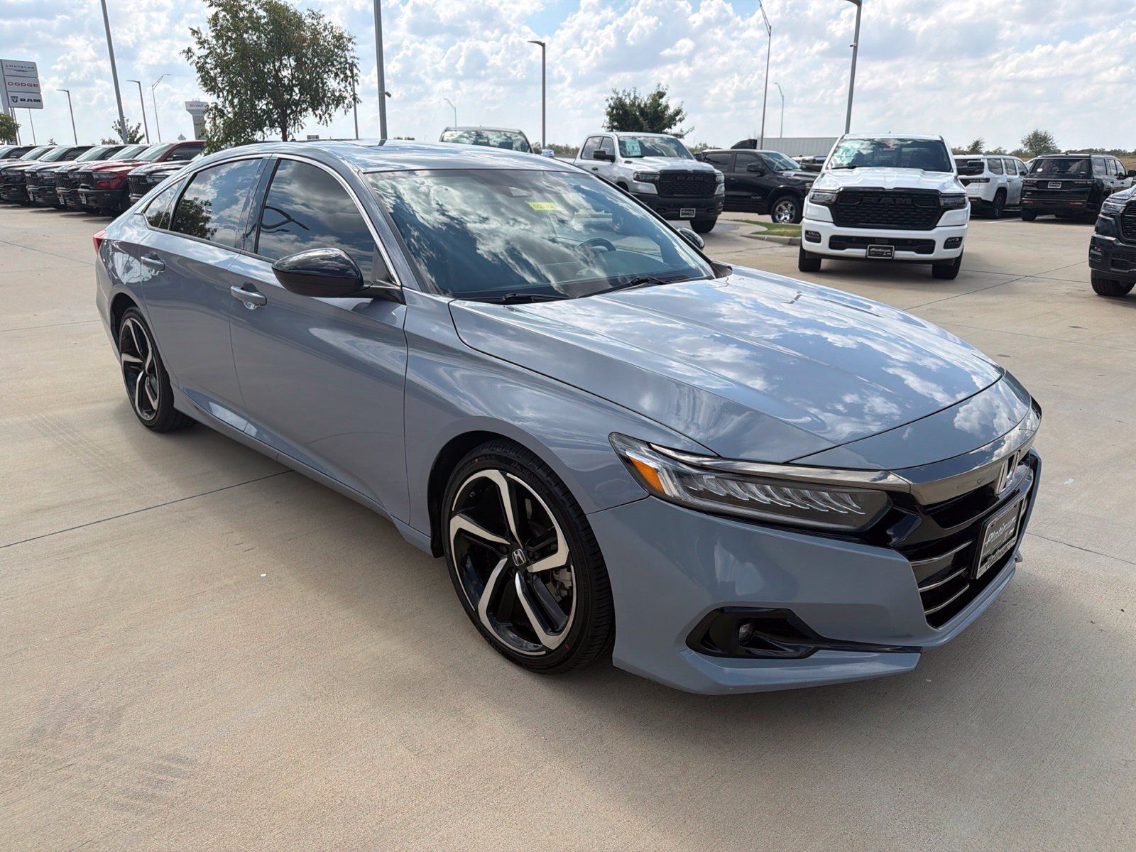 Used 2021 Honda Accord Sport image 7