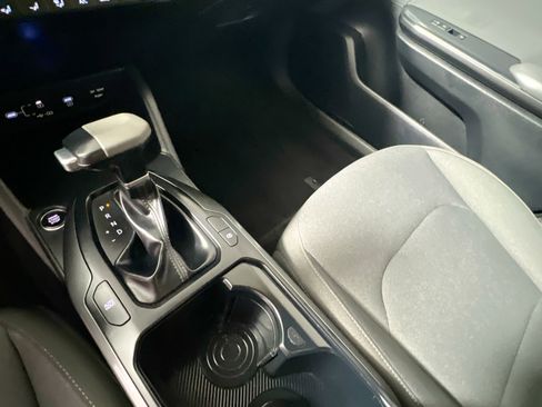 Used 2025 Kia K4 LXS image 26