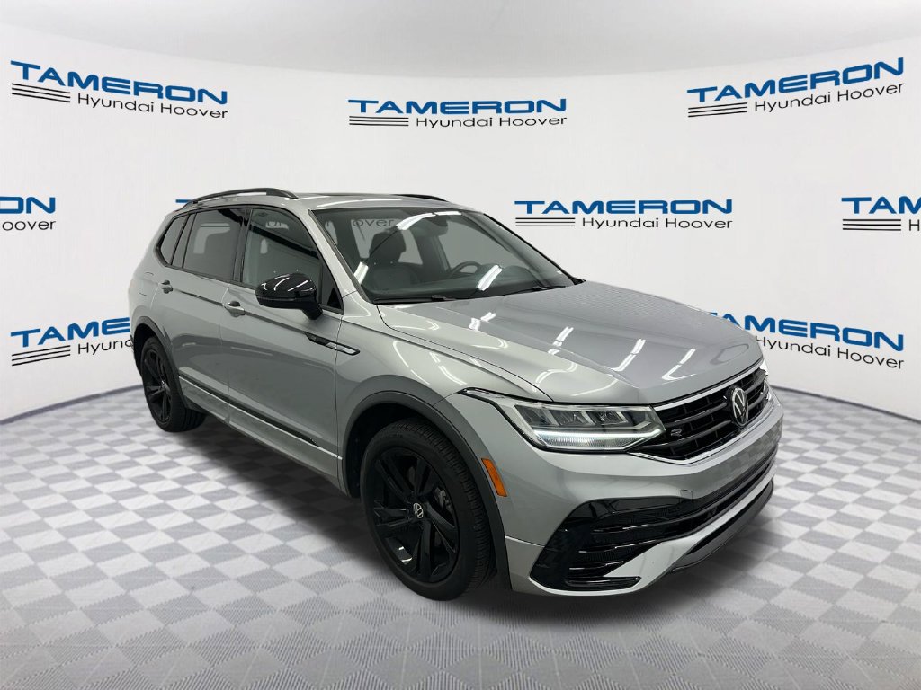 Used 2024 Volkswagen Tiguan SE R-Line FWD image 7