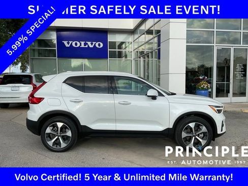 Certified 2023 Volvo XC40 B5 Plus w/ Protection Package Premier AWD/4WD image 12