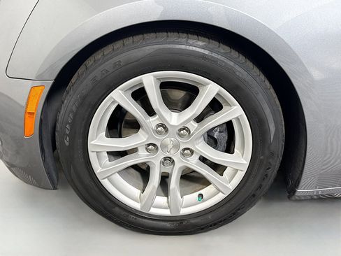 Used 2020 Chevrolet Camaro LS image 36