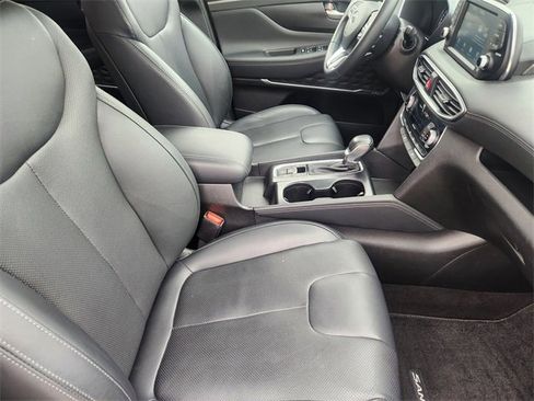 Used 2019 Hyundai Santa Fe Limited image 14