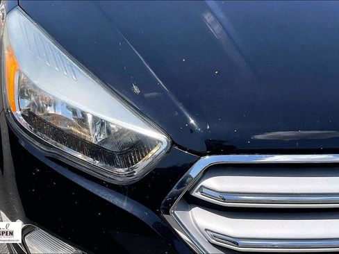Certified 2019 Ford Escape SE FWD image 28