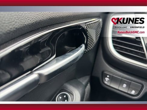 Used 2025 Kia Seltos S image 29