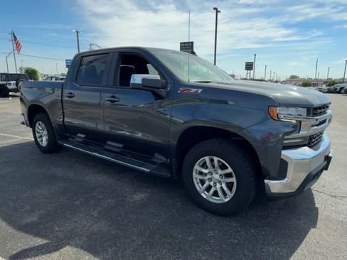 Used 2021 Chevrolet Silverado 1500 LT w/ Diesel Off-Road Package AWD/4WD image 2