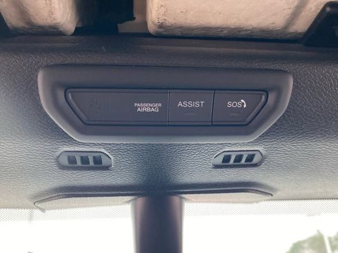 Used 2019 Jeep Wrangler Unlimited Sahara image 26