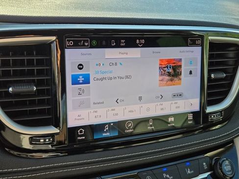 Used 2022 Chrysler Pacifica Touring-L FWD image 29