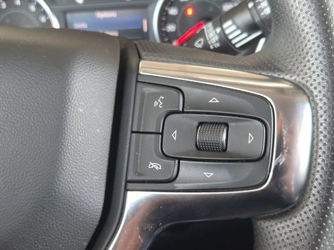 Used 2025 Chevrolet Blazer LT AWD/4WD image 11