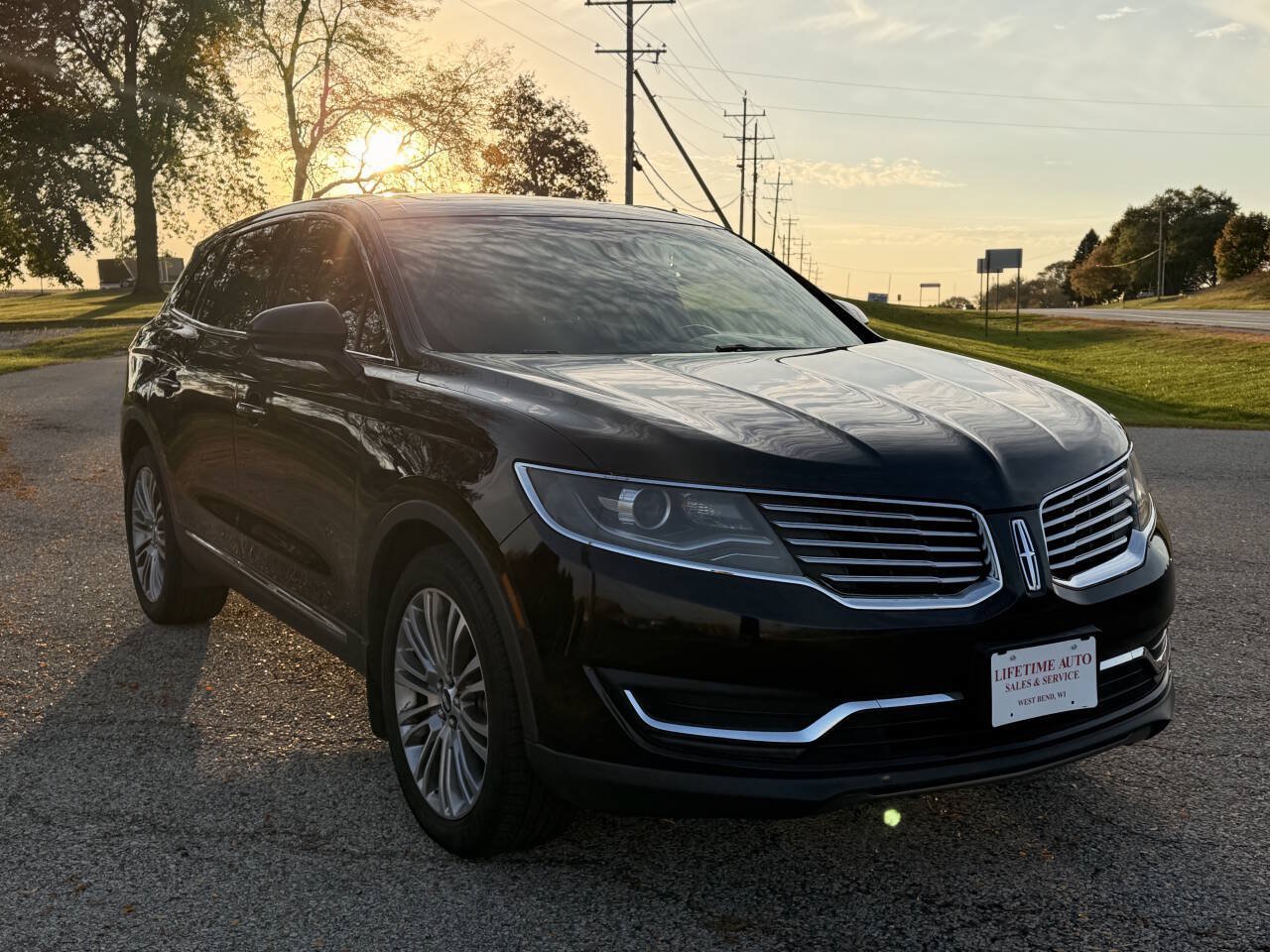 Used 2018 Lincoln MKX Reserve w/ Lincoln MKX Climate Package AWD/4WD image 8