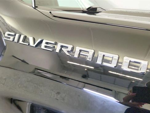 Used 2023 Chevrolet Silverado 1500 LT image 17