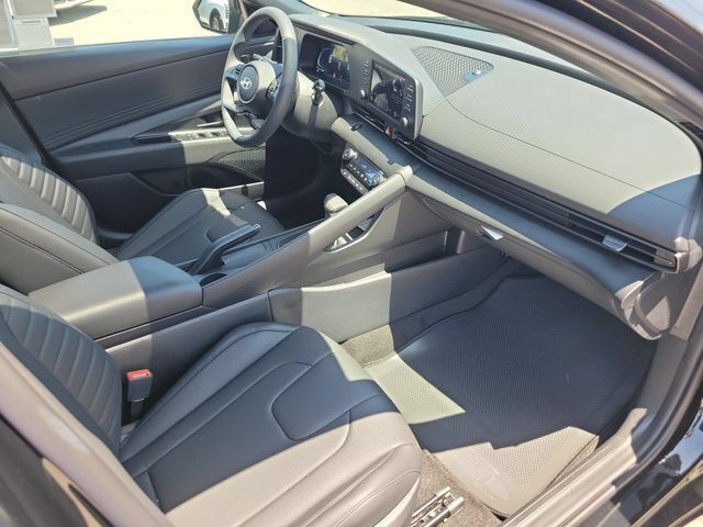 New 2026 Hyundai Elantra SEL Sport FWD image 20