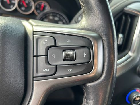 Used 2022 Chevrolet Silverado 2500 LT w/ Convenience Package image 17