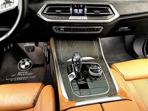 Used 2022 BMW X5 xDrive40i w/ M Sport Package image 18