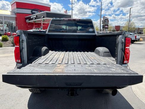 Used 2024 Chevrolet Silverado 2500 ZR2 AWD/4WD image 11