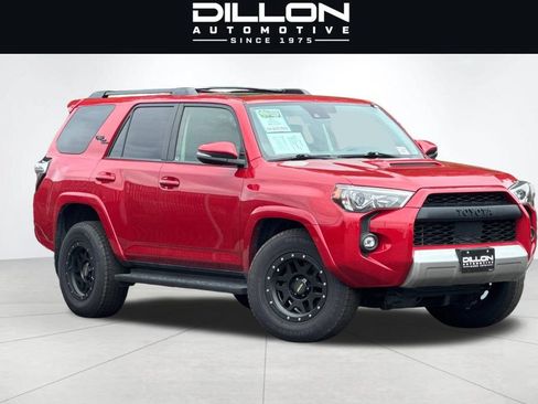 Used 2021 Toyota 4Runner TRD Off-Road Premium w/ Moonroof Package AWD/4WD image 1