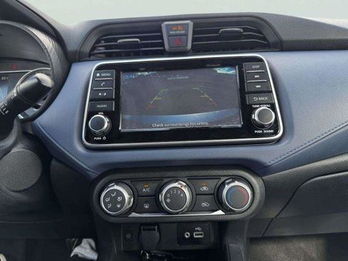 Used 2023 Nissan Versa SV FWD image 31