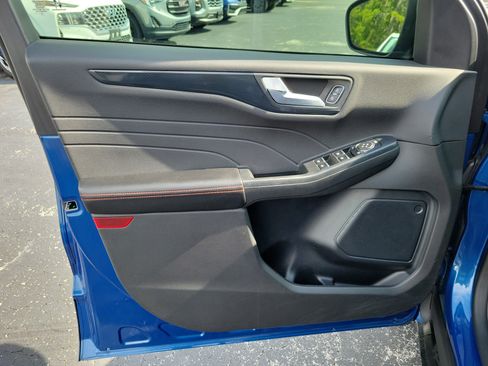 Used 2023 Ford Escape ST-Line w/ Tech Pack #1 FWD image 15