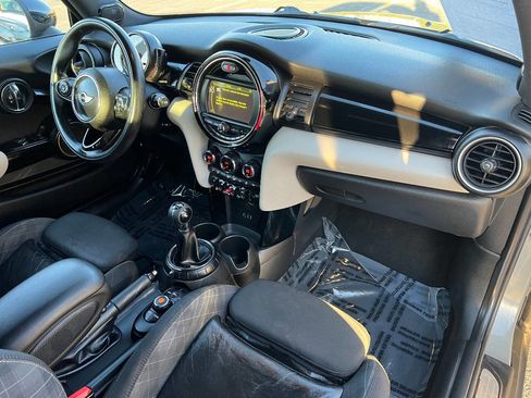 Used 2015 MINI Cooper S image 23