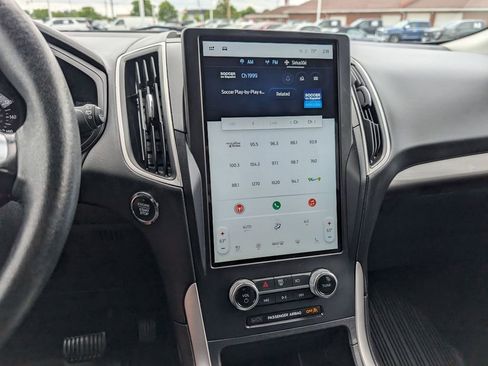 Used 2024 Ford Edge SEL w/ Convenience Package AWD/4WD image 12