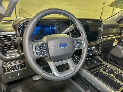 New 2026 Ford F250 Lariat w/ Lariat Ultimate Package AWD/4WD image 24