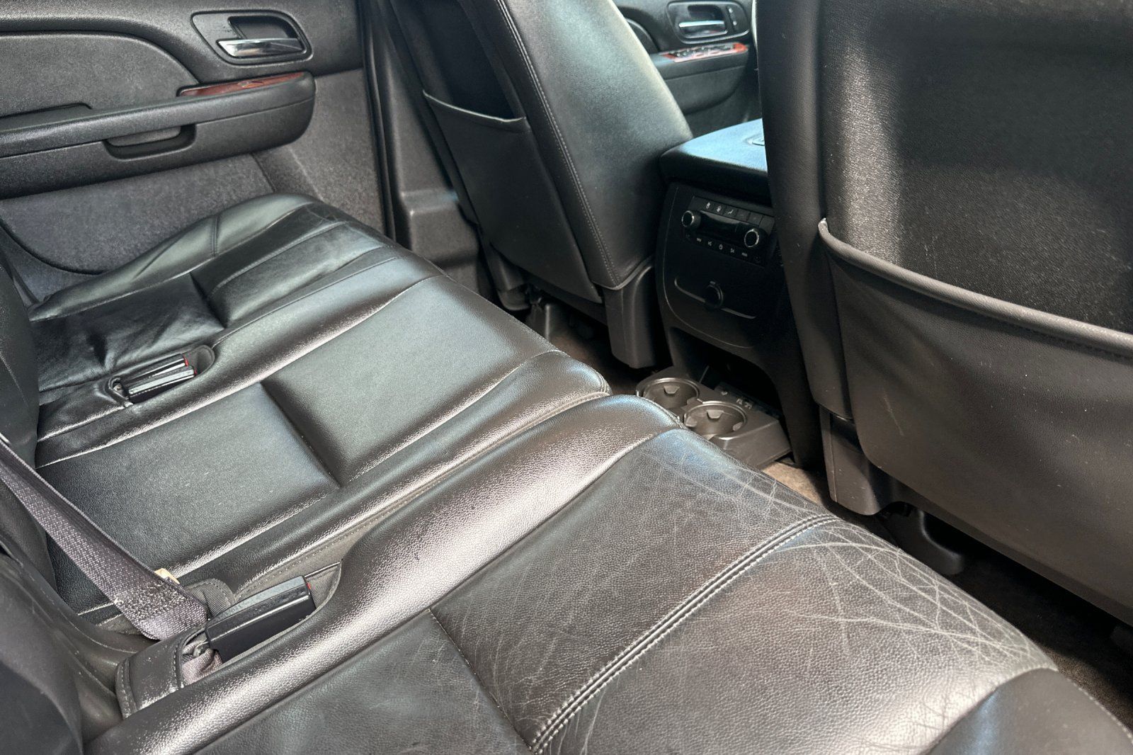 Used 2013 GMC Yukon XL SLT RWD image 17