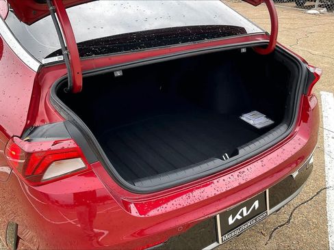 Used 2021 Kia K5 EX image 17