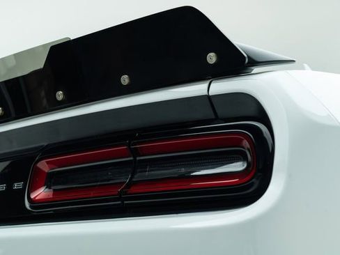 Used 2019 Dodge Challenger R/T Scat Pack w/ Shaker Package image 15