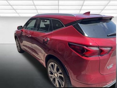 Used 2019 Chevrolet Blazer Premier w/ Sun and Wheels Package FWD image 3