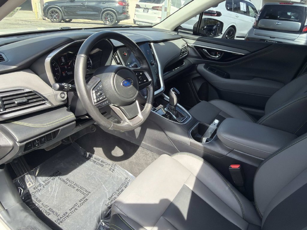 Used 2023 Subaru Outback Onyx Edition AWD/4WD image 15