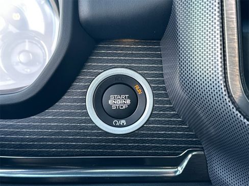 Used 2019 RAM 1500 Limited image 31