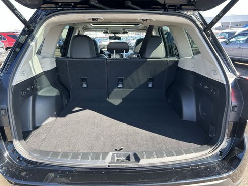 Certified 2023 Subaru Forester Touring image 29