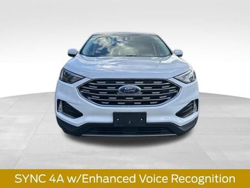 Certified 2022 Ford Edge SEL w/ Convenience Package image 4