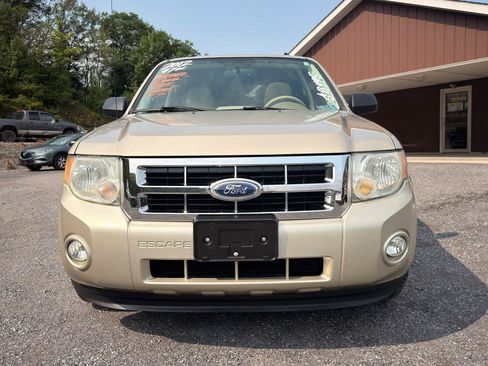 Used 2012 Ford Escape XLT AWD/4WD image 2