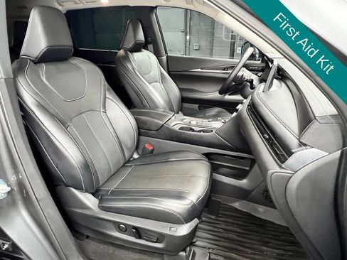 Used 2023 INFINITI QX60 Sensory w/ Vision Package AWD/4WD image 8