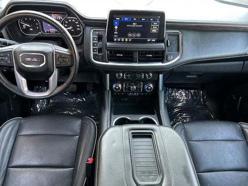 Used 2021 GMC Yukon SLT w/ SLT Luxury Package image 14
