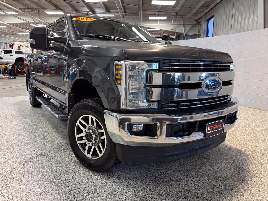 Used 2019 Ford F350 Lariat w/ Lariat Ultimate Package AWD/4WD image 1