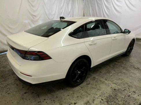 Certified 2025 Honda Accord SE image 8