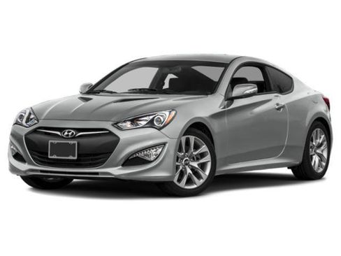 Used 2015 Hyundai Genesis 3.8 image 1